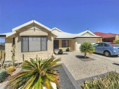 19 Bibbulmun Meander, Ravenswood WA