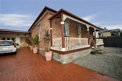 17 Forster Street, New Town TAS