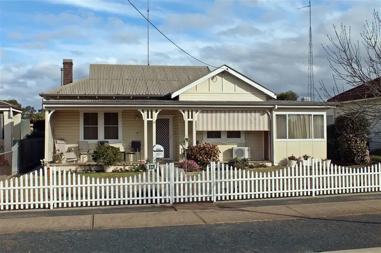 34 Gladstone Street, West Wyalong NSW 2671