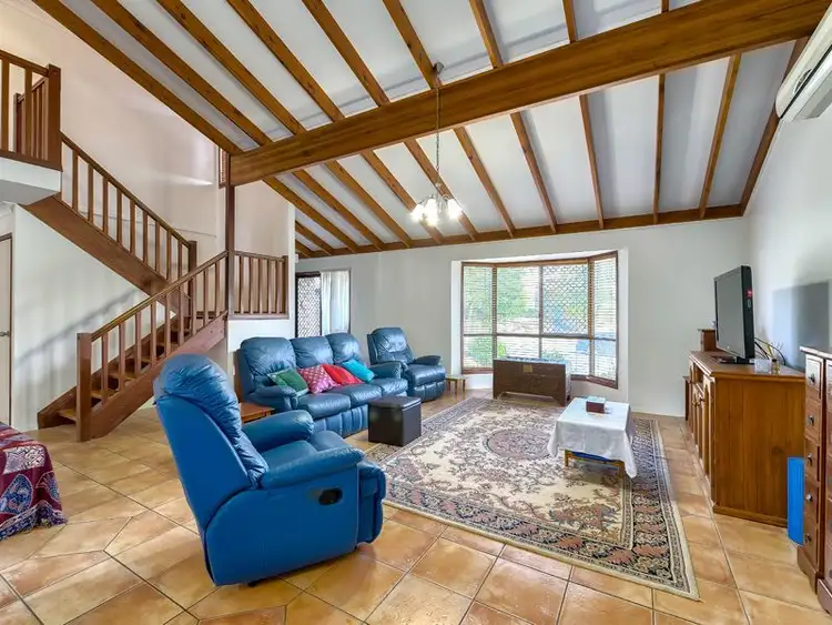 74 pallert street, Middle Park QLD 4074