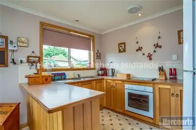 19 Swan Avenue, Longford TAS 7301