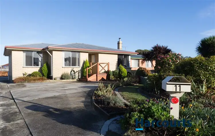 11 Brown Avenue, George Town TAS 7253