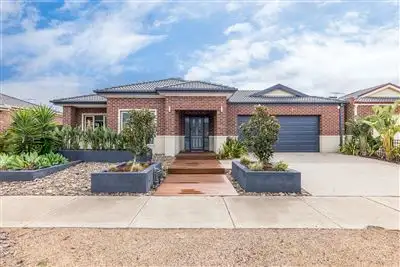 14 Blue Jay Crescent, Tarneit VIC 3029