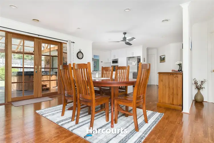 Sixth view of Homely house listing, 4 Grange Circuit, Beaconsfield VIC 3807