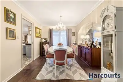 Sixth view of Homely house listing, 10 Bundarra Court, Vermont South VIC 3133