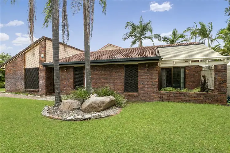 9 Raeside Street, Westlake QLD 4074
