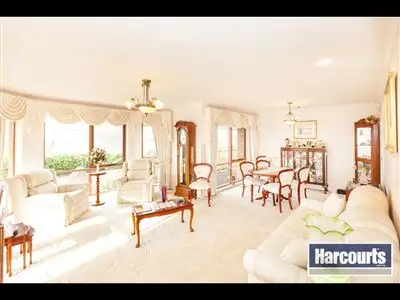 Sixth view of Homely house listing, 13 Rintel Court, Warragul VIC 3820