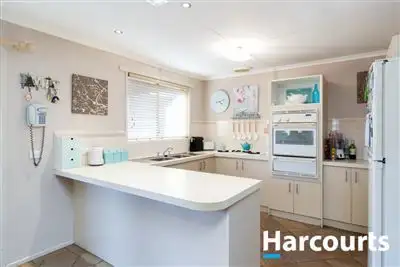 Fifth view of Homely house listing, 7 Navarre Drive, Cranbourne West VIC 3977