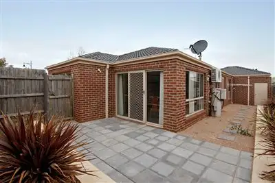 1/9 Swinburne Court, Truganina VIC 3029