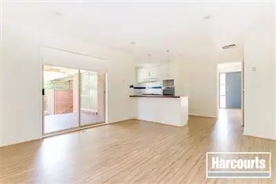Fourth view of Homely house listing, 10 Maryn Close, Berwick VIC 3806