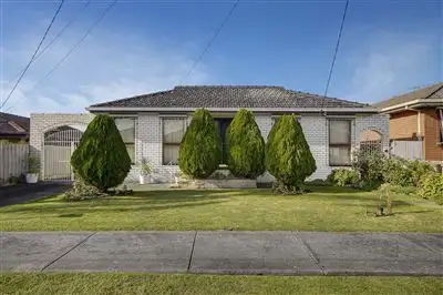13 Wellwood Avenue, Norlane VIC 3214