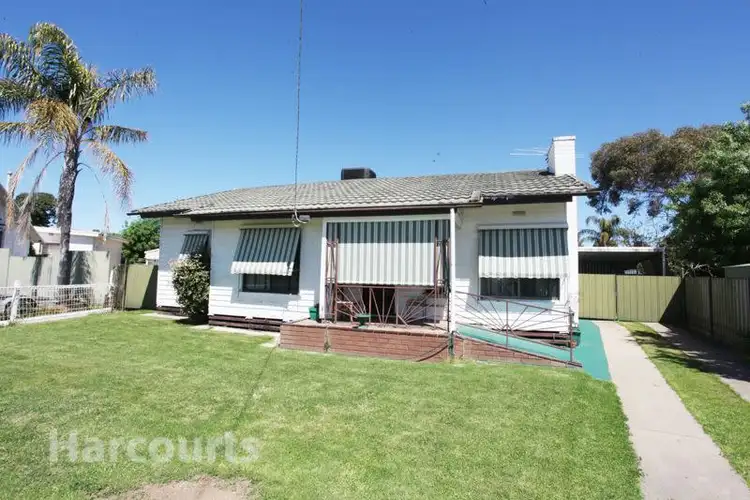 18 Silverwood Grove, Wangaratta VIC 3677