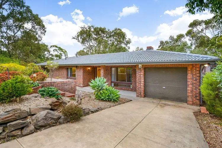 16 Swan Avenue, Happy Valley SA 5159