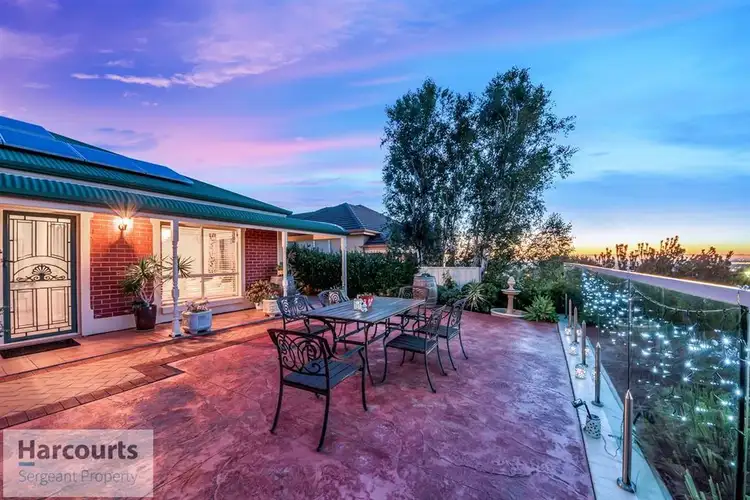 16 Breakwater Court, Gulfview Heights SA 5096
