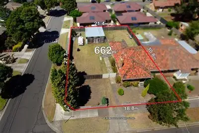 10 Biran Court, Reservoir VIC 3073