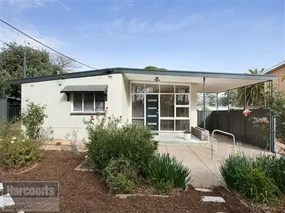 15b Leabrook Drive, Para Hills SA 5096