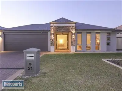 21 Ironbark Terrace, Hammond Park WA 6164