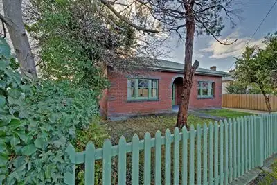 34 Roope Street, New Town TAS 7008