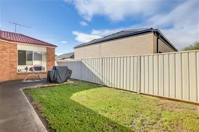 Fifth view of Homely unit listing, 2/23 Chesterton Avenue, Tarneit VIC 3029