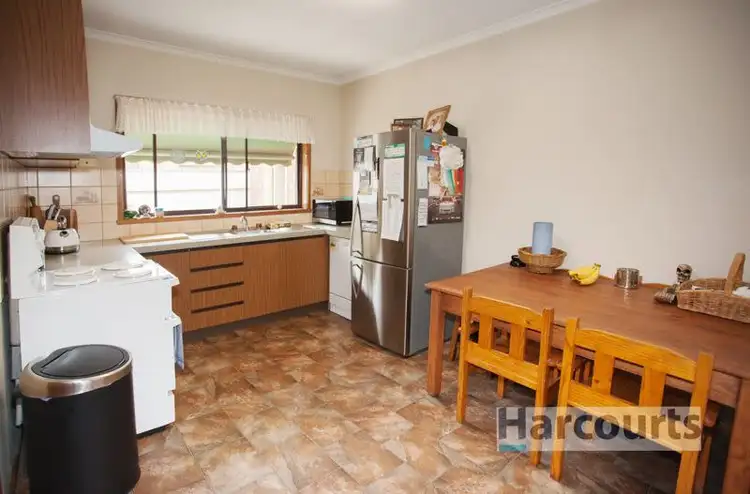 Second view of Homely unit listing, 1/168 Rowan Street, Wangaratta VIC 3677
