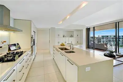 Fifth view of Homely apartment listing, 2601/323 Bayview Street, Hollywell QLD 4216