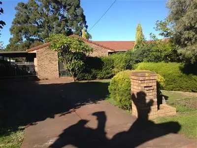 17b Marian Avenue
