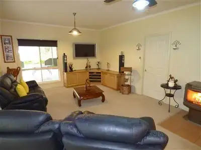 Fifth view of Homely house listing, 233 Old Hamilton Road, Horsham VIC 3400