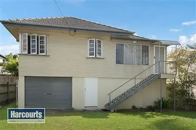 123 Elizabeth Avenue, Clontarf QLD 4019