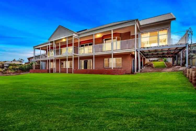 8 Crawford Crescent, Mannum SA 5238