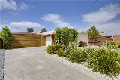 15 Teesdale Court, Lara VIC 3212