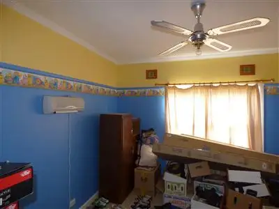 Fifth view of Homely house listing, 8 Sinclair Place, Horsham VIC 3400