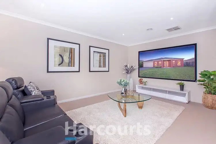 Fifth view of Homely house listing, 15 Lorikeet Court, Pakenham VIC 3810