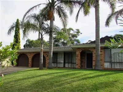 8 Bushland Avenue, Mollymook NSW 2539