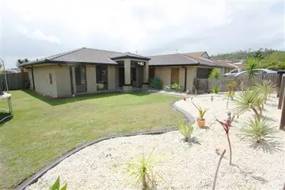 21 Tomah St, Pacific Pines QLD 4211