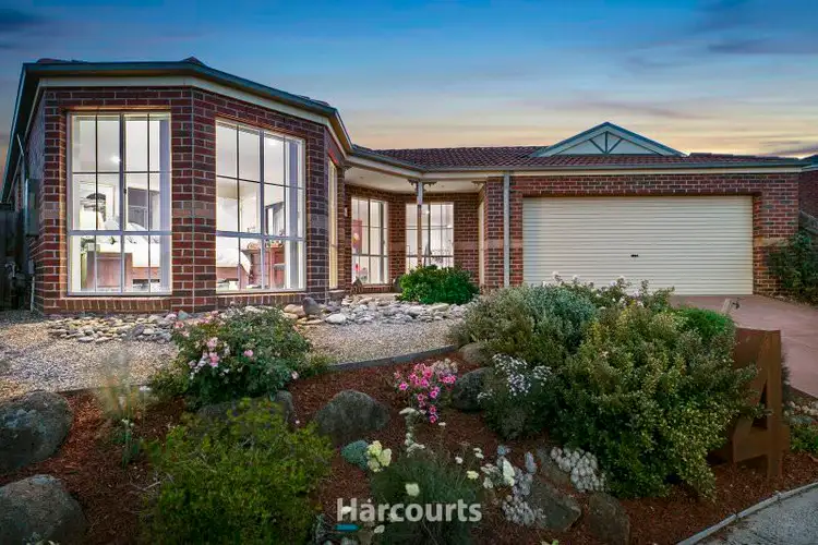 4 Glenda Court, Pakenham VIC 3810