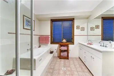 Sixth view of Homely house listing, 4 Braeside Crescent, Glen Alpine NSW 2560