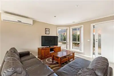 Third view of Homely unit listing, 2/9 Swinburne Court, Truganina VIC 3029