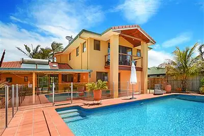 77 Rumrunner Street, Mermaid Waters QLD 4218