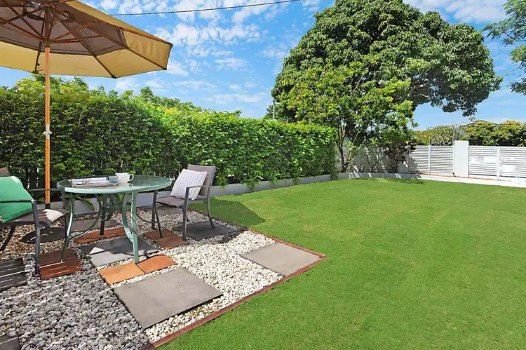 1/23 Brook Road, Wooloowin QLD 4030