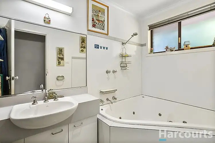 Sixth view of Homely house listing, 7 Nith Court, Glen Waverley VIC 3150