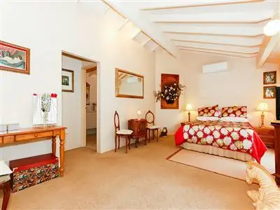 Sixth view of Homely house listing, 10 Hayle Court, Willetton WA 6155