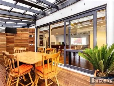 Fifth view of Homely house listing, 32 Pioneer Close, Vermont South VIC 3133