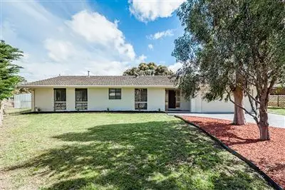 5 Harvard Court, Sunbury VIC 3429