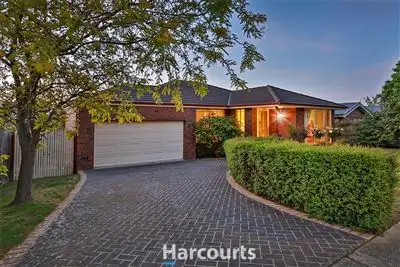 Main view of Homely house listing, 5 Farnsworth Court, Berwick VIC 3806