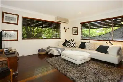 1 Kerr Avenue, Southport QLD 4215