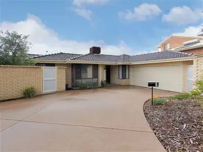 1 Green Court, Kardinya WA