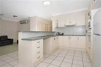 15/17 Canterbury Road, Kirwan QLD 4817
