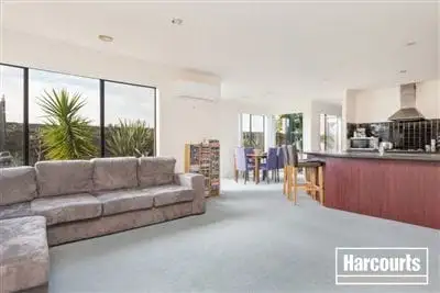 Sixth view of Homely house listing, 28 Pendulum Place, Berwick VIC 3806