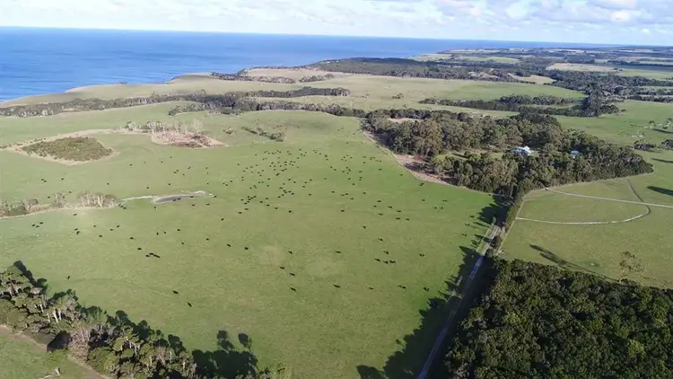 1016 Millwood Rd, Naracoopa TAS 7256