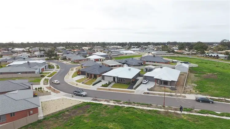 Third view of Homely house listing, 9 Evans Way, Horsham VIC 3400